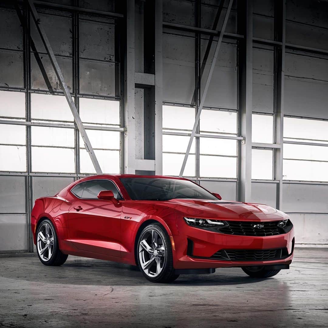シボレーのインスタグラム：「Don’t worry, you’re not the only one who’s speechless. #Camaro」