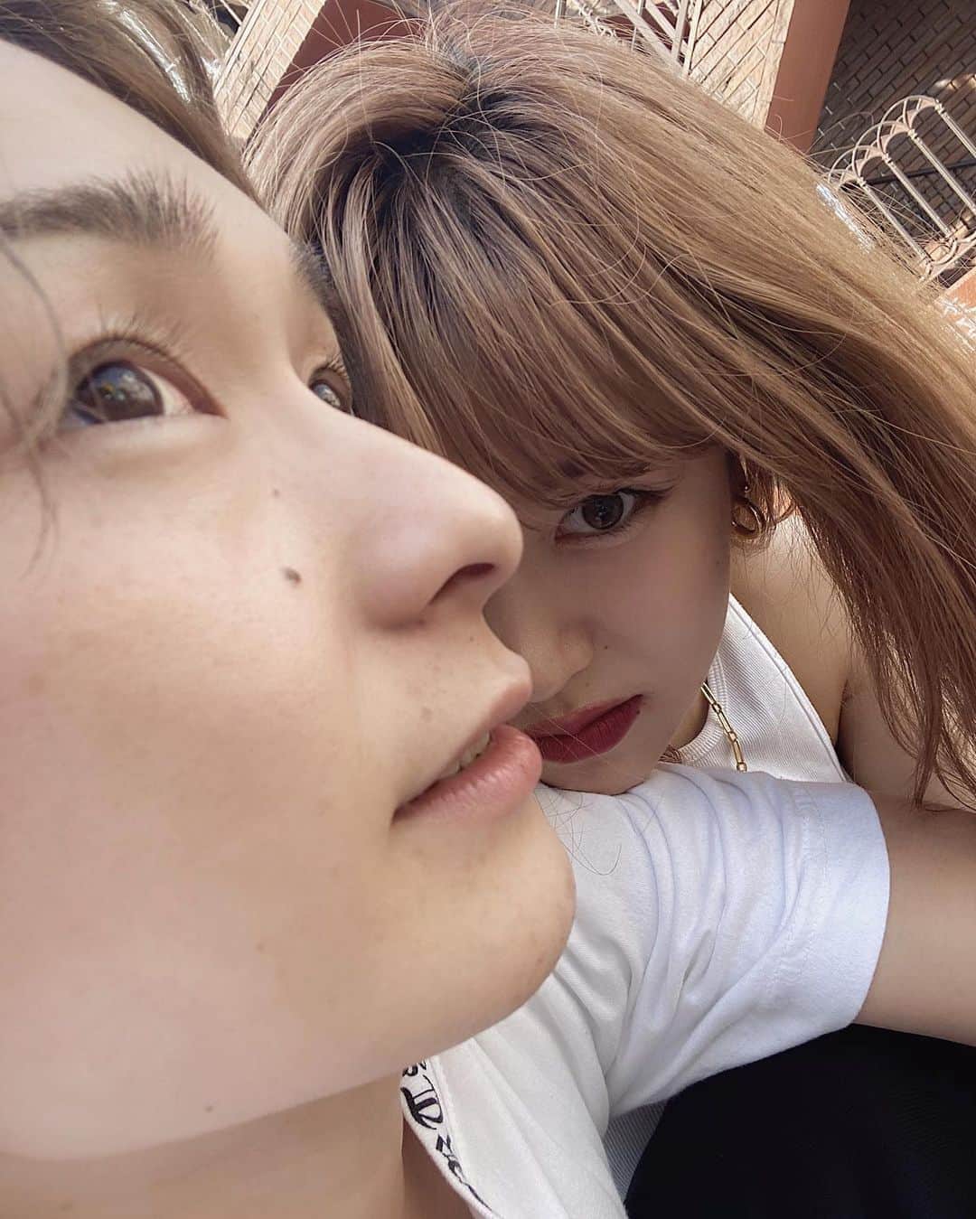 Meeさんのインスタグラム写真 - (MeeInstagram)「30days of outfits-Day 13😆 ともと原宿おデート💜💜💜 暑すぎましたね汗かきすぎましたね🙋🏼‍♀️レモンサワーが美味しい季節になりましたね🍋 動画撮ってたらうざいと言われたのでなんて照れ屋さんなんだと思いました🙋🏼‍♀️かわいいですね🙋🏼‍♀️のせちゃいました🙋🏼‍♀️ ちなみにこのスニーカーは中2のとき買って1回しきゃ履かず、捨てられず日本に置いておいたものです🙋🏼‍♀️#ダサかわいい  そんな1日でした🙋🏼‍♀️昨日ですが🙋🏼‍♀️ #今日のコーデ #デート #デートコーデ #夏コーデ #原宿デート#スニーカー女子」8月7日 23時22分 - wagamama_mee