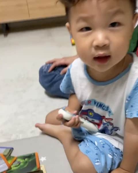 ソ・ウナのインスタグラム：「울 쌔깜댕이 ❤️ 기승전 코끼리~~~ 🐘 쭌아 이모 지갑 다 털어가~~ 이모가 다 해쥬께~~」