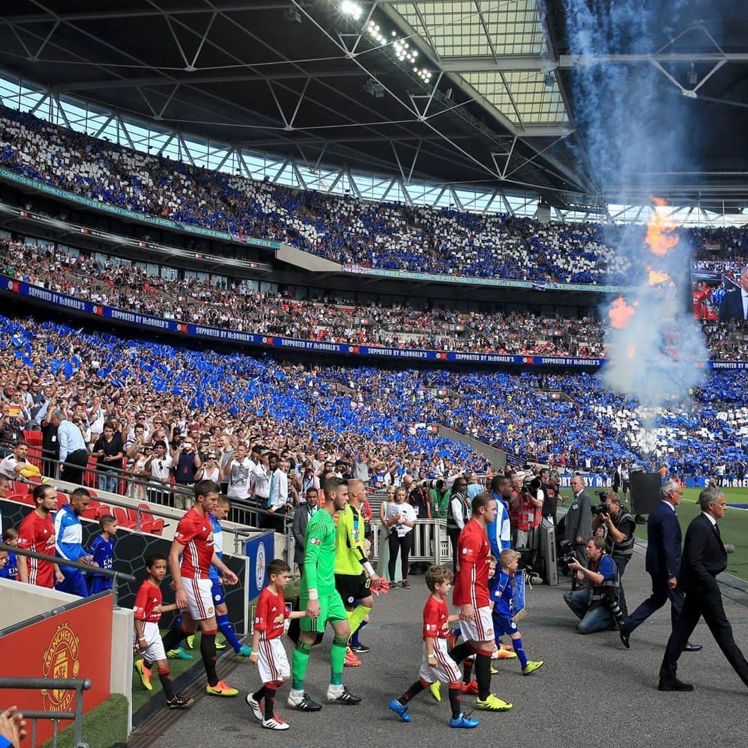 レスター・シティFCさんのインスタグラム写真 - (レスター・シティFCInstagram)「A narrow defeat, but a memorable day out at Wembley 💙  #lcfc • #OnThisDay」8月8日 0時10分 - lcfc