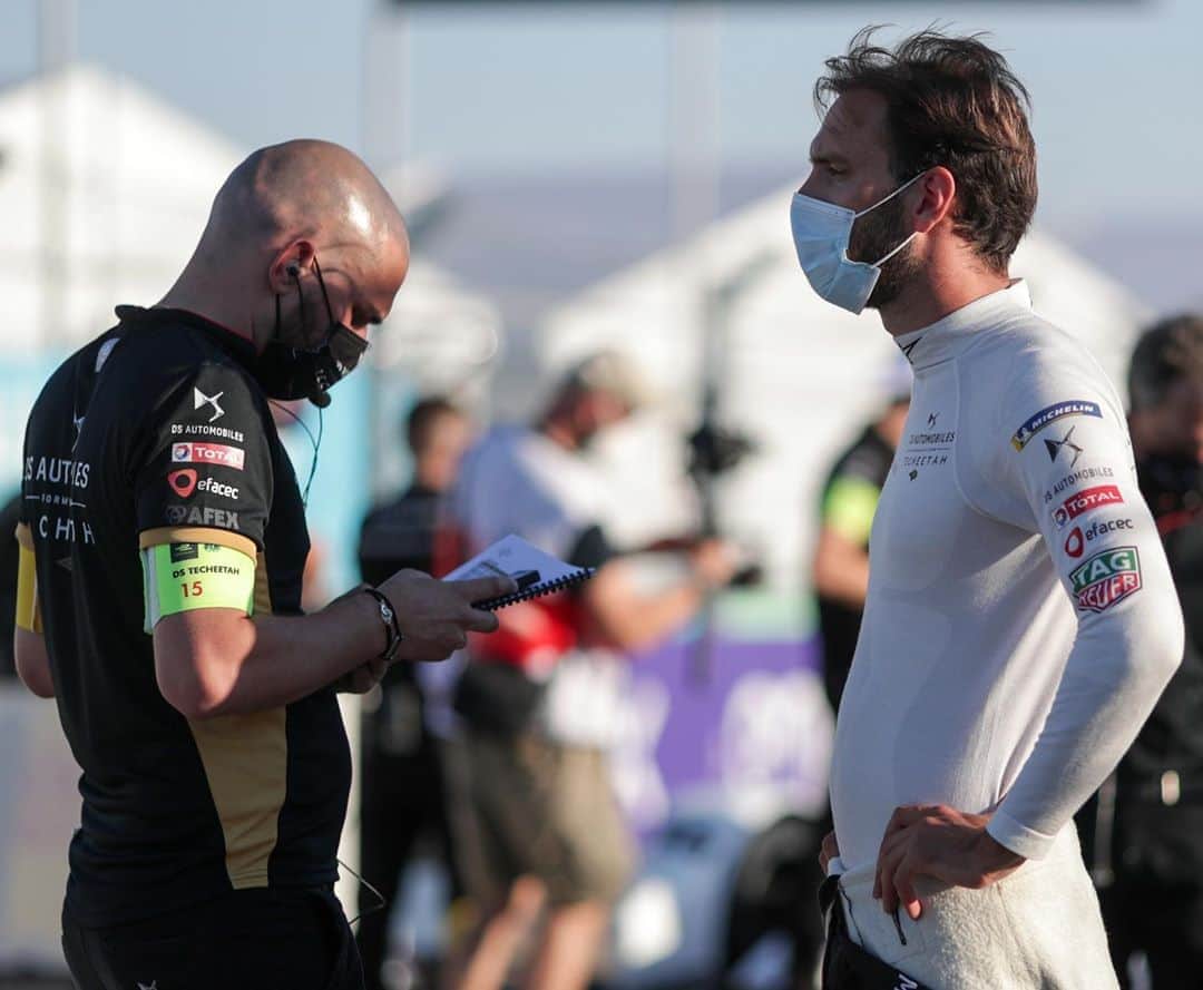 ジャン＝エリック・ベルニュのインスタグラム：「Those last 2 days of racing have been a bit of a nightmare for me. Unfortunately those kind of days can happen in motorsport, and it’s even more difficult when they come two races in a row. The team has been doing a fantastic job, Antonio has been flying so far and is going undoubtedly to take the title. Well done mate 👍🏼 Four races remaining, a good reset today and back to business tomorrow where I’ll do my best to overcome those difficulties and help the team clinch an other constructor championship.」