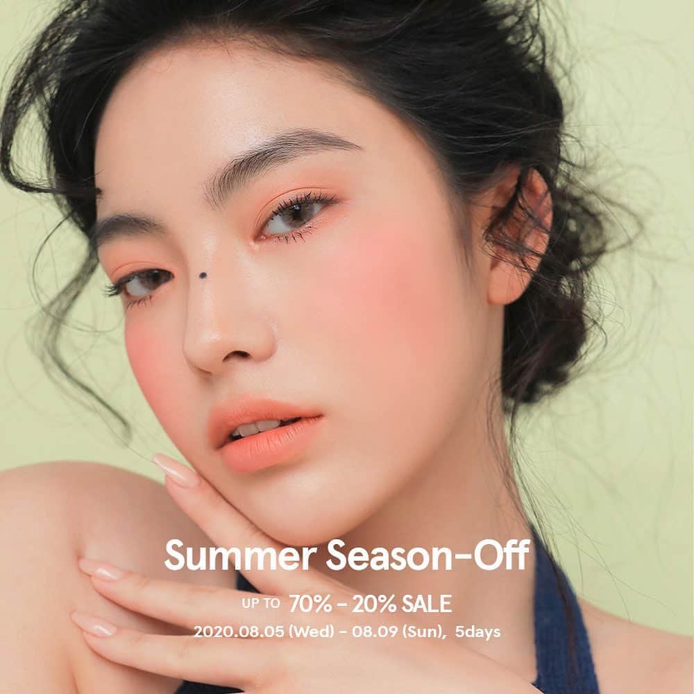 3CE Official Instagramさんのインスタグラム写真 - (3CE Official InstagramInstagram)「#SummerSeasonoff 8월 9일까지 시즌오프 세일😎 스타일난다 / 3CE / KKXX 최대 70% 할인 특가🛍 대상 : 국내 온/오프라인, 해외 온라인몰(올리브영/시코르/면세점 제외) (*일부 품목은 제외 됩니다) 국내몰 대상 구매 금액에 따른 3CE 리미티드 키트 선물도 놓치지 마세요🎁 - 2020/08/05/2020(Wed) ~ 08/09(Sun) *Korea standard time Stylenanda / 3CE / KKXX Up to 70% ~20% off! 5days, Summer Season-Off Sale😎 (*Some items are excluded / Free gifts are korea mall only) - m.stylenanda.com en.stylenanda.com jp.stylenanda.com cn.stylenanda.com」8月7日 16時01分 - 3ce_official