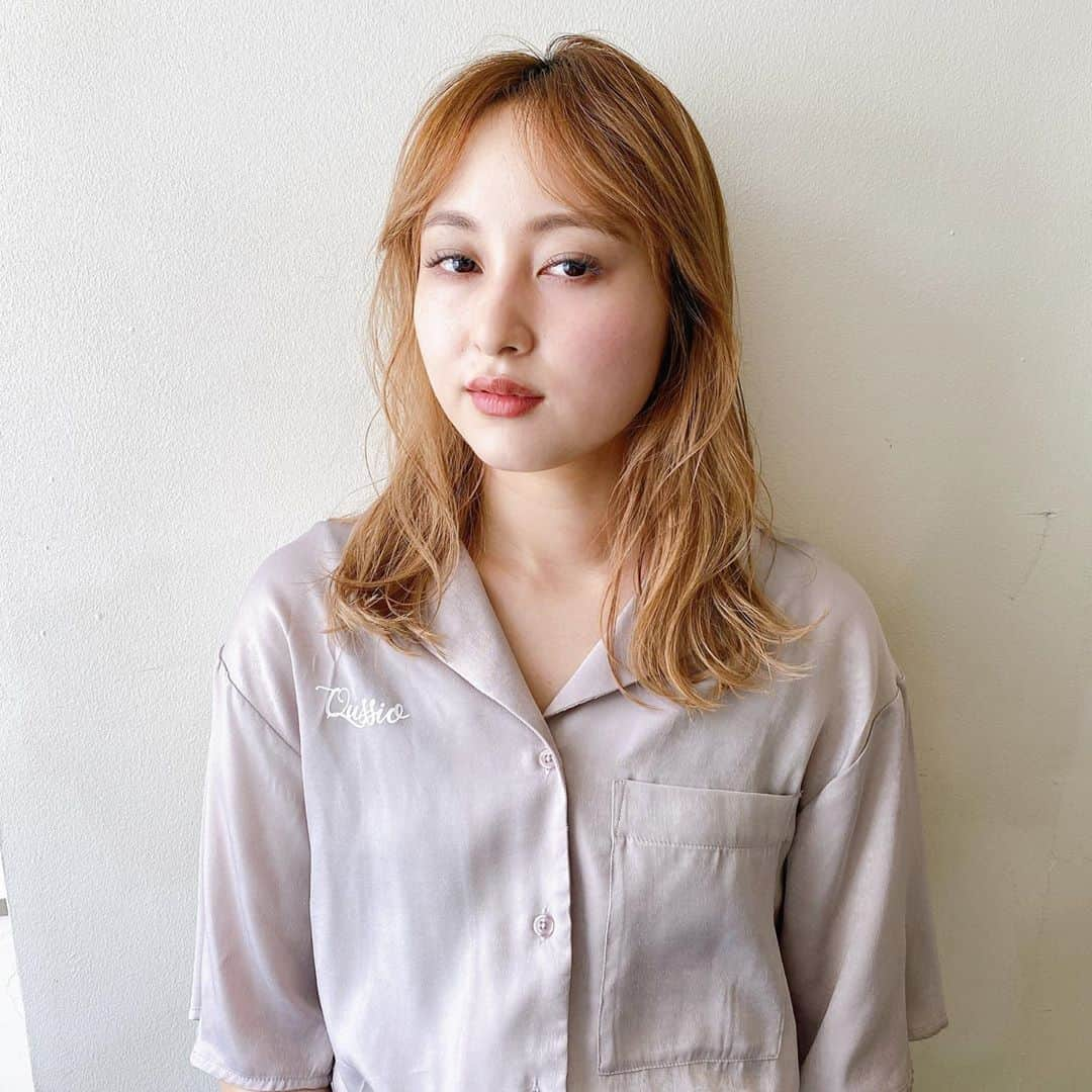 金子真由美さんのインスタグラム写真 - (金子真由美Instagram)「* hair cut * @tmc516 ちゃんありがとう🧡 * #かねこアレンジ #ヘアカット #ブラントカット #セミロングアレンジ」8月7日 16時43分 - kanekomayumi12