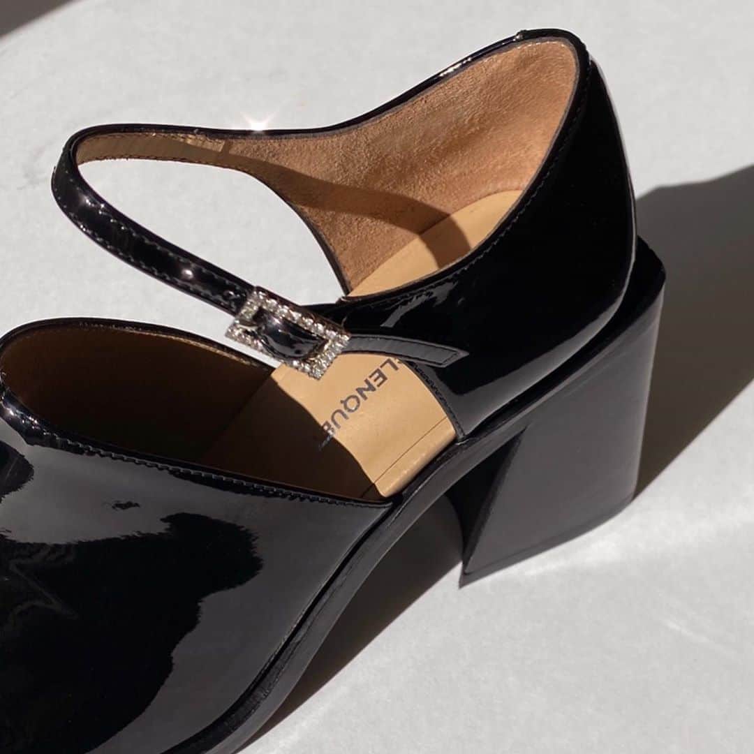 Justine Clenquetさんのインスタグラム写真 - (Justine ClenquetInstagram)「Confortable yet stylish, our Kate mary-jane are now available in patent leather☀️ #justineclenquet」8月7日 17時03分 - justineclenquet