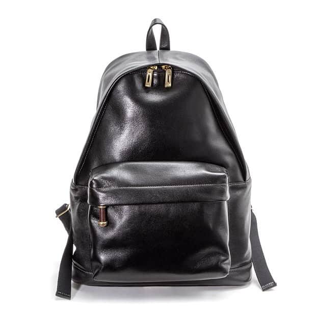 のインスタグラム：「＜TOFF&LOADSTONE＞Chrome Goat Backpack TM-1580 Black/Navy/￥50,600  ▼TORATO @torato.jp  #torato #mensfashion #toffandloadstone #backpack #outfit # #bag #leatherbag #daypack #fashion #tokyo #20aw #black #navy #トフアンドロードストーン #スーツ #ジャケット #ビジカジ #レザーバッグ #バックパック #リュック #ビジネスバッグ #バッグ #トラト」