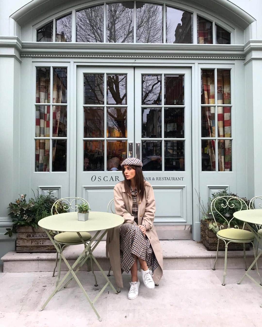アクアスキュータムのインスタグラム：「Effortless elegance #Aquascutum   As worn by @marinamassari」