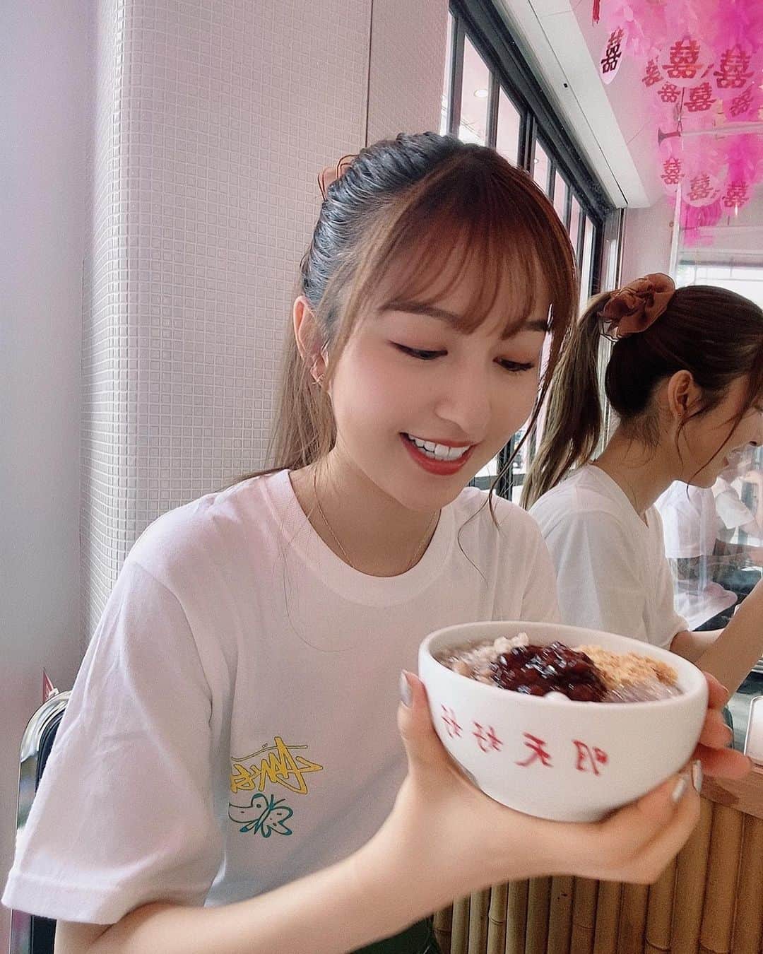 市野莉子のグルメインスタ