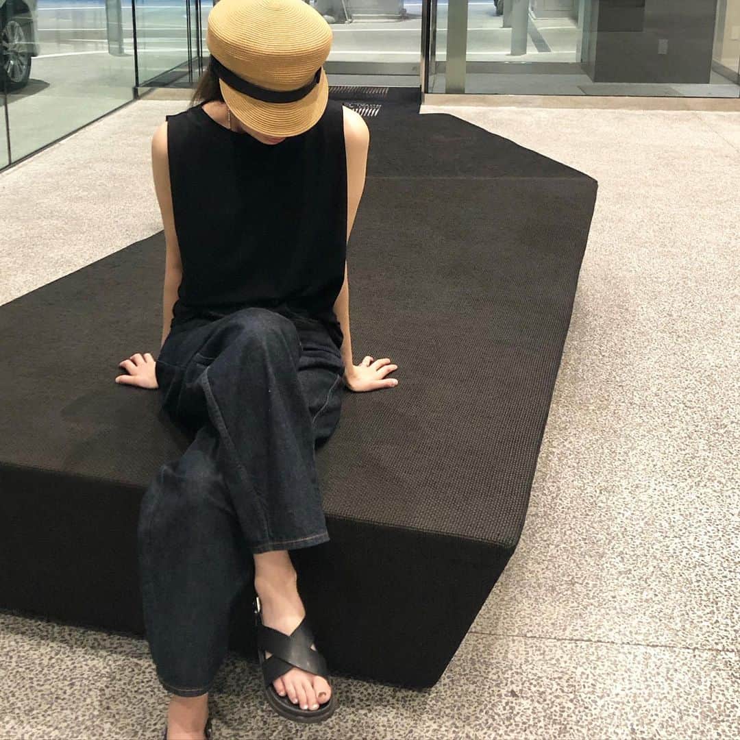 asuka0119さんのインスタグラム写真 - (asuka0119Instagram)「200,8.8. . 可愛い @210nouve_online  の #テープリボンペーパーキャスケット  夏っぽい♥️ ジャンジャン被ろ♥️ .   #キャスケット#ハット   #上下ユニクロ部  #高身長女子  #デニムコーデ #ユニデニ#uniqloコーデ  #着回しコーデ #アラフォーコーデ # #locari #PR」8月7日 19時09分 - asuka0119