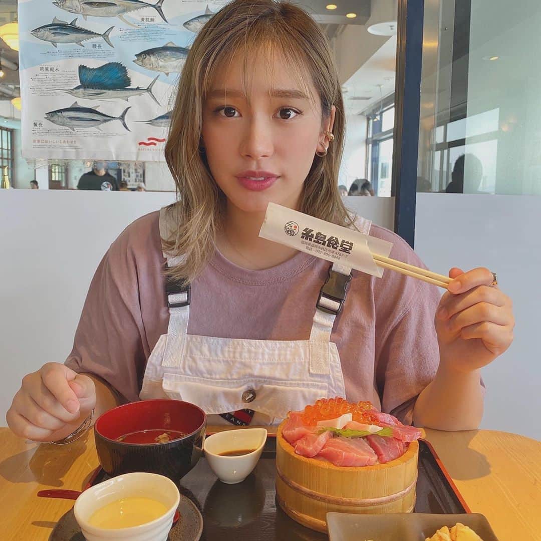 acaneのインスタグラム：「・ よく食べ、よく寝て、 元気よく毎日を過ごしましょう〜！ ・ #いや誰か食欲止めてもろていい？」