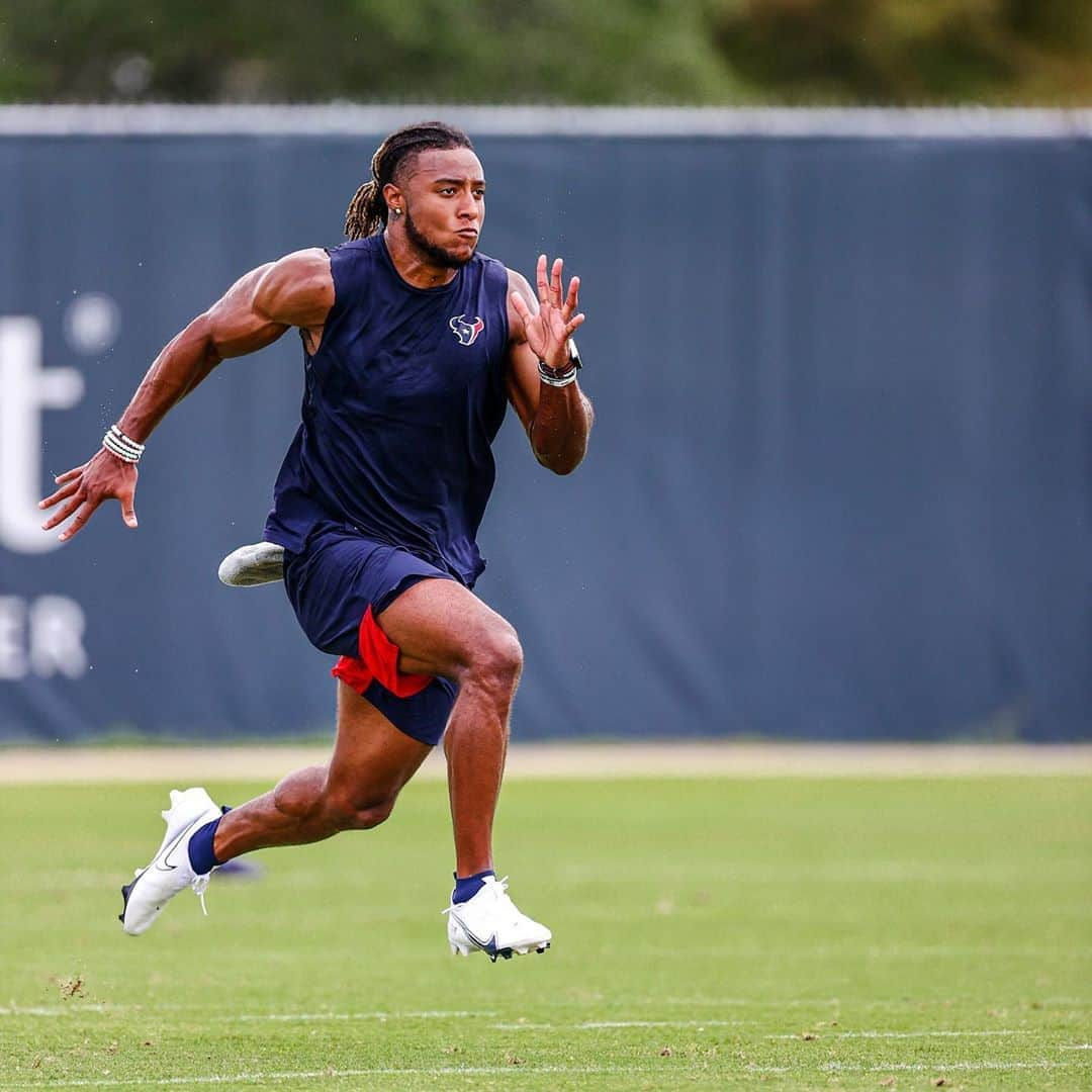 ヒューストン・テキサンズさんのインスタグラム写真 - (ヒューストン・テキサンズInstagram)「Getting after it.」8月8日 0時49分 - houstontexans