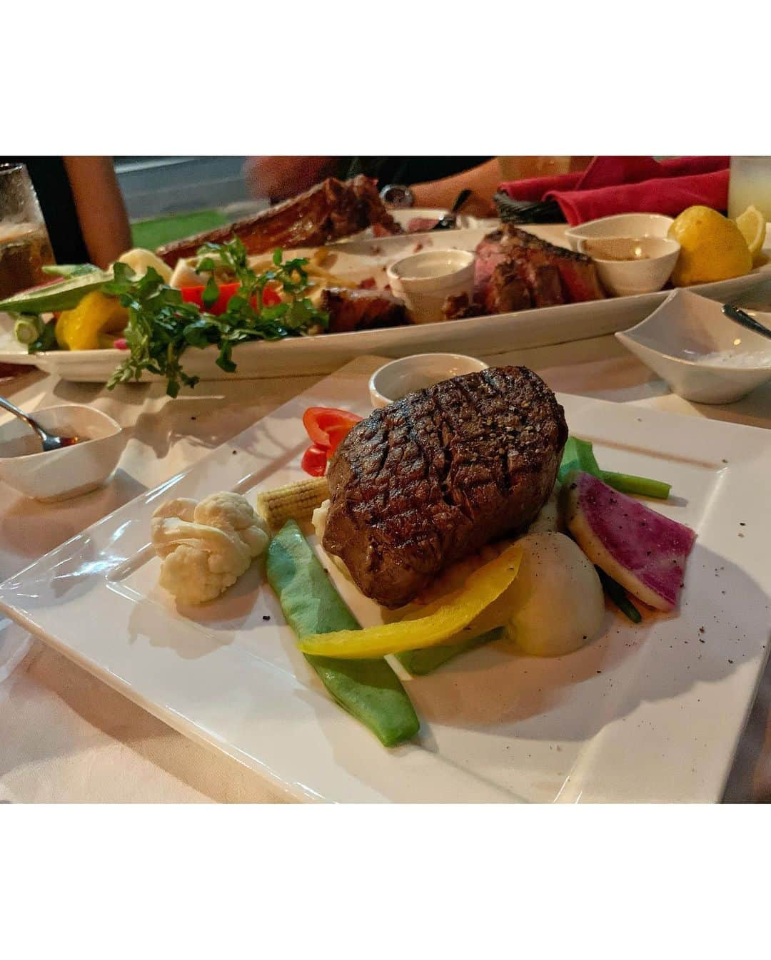 とくさきさんのインスタグラム写真 - (とくさきInstagram)「こんばんは⭐️ . この前銀座にある【3pound Steak】に行ってきた💕😍 . 色んな種類のお肉たくさん食べて幸せだった❤️ . テラス席だったから外の風がすごく気持ち良かった✨😌 . それでは皆さん素敵な週末をお過ごし下さい❤️ 1週間お疲れ様でした😌 #ゴルフ#ゴルフ女子#golf#golfgirl#golfswing#ゴルフスイング#sports#スポーツ#スポーツ女子#instagolf#골프#골프여자#스포츠#高尔夫球#高尔夫#dinner#銀座」8月7日 19時37分 - tokusaki_golf