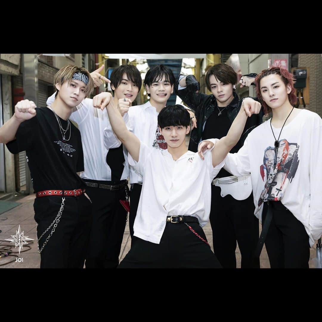 のインスタグラム：「JO1 2ND SINGLE 『STARGAZER』 🎼 2020.08.26 Release  『OH-EH-OH』MV撮影オフショット📸✨  #JO1 #ジェイオーワン  #STARGAZER #スターゲイザー #OH_EH_OH」