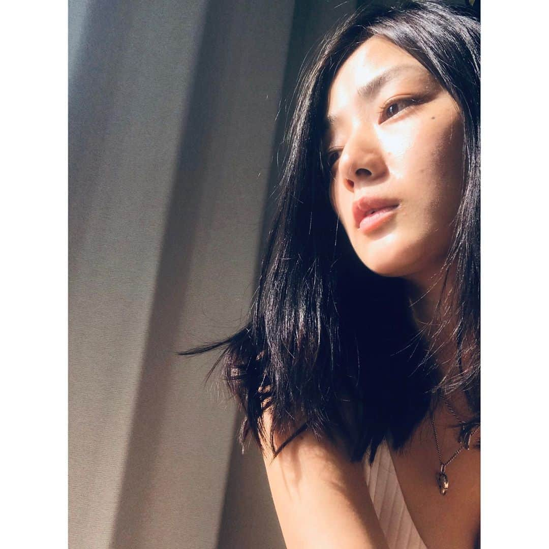 片山萌美さんのインスタグラム写真 - (片山萌美Instagram)「夏を感じてる🎐  #moemikatayama #ノーメイクデー　 #暑すぎ  自撮り上手くなってきた...😎」8月7日 20時13分 - moet_mi