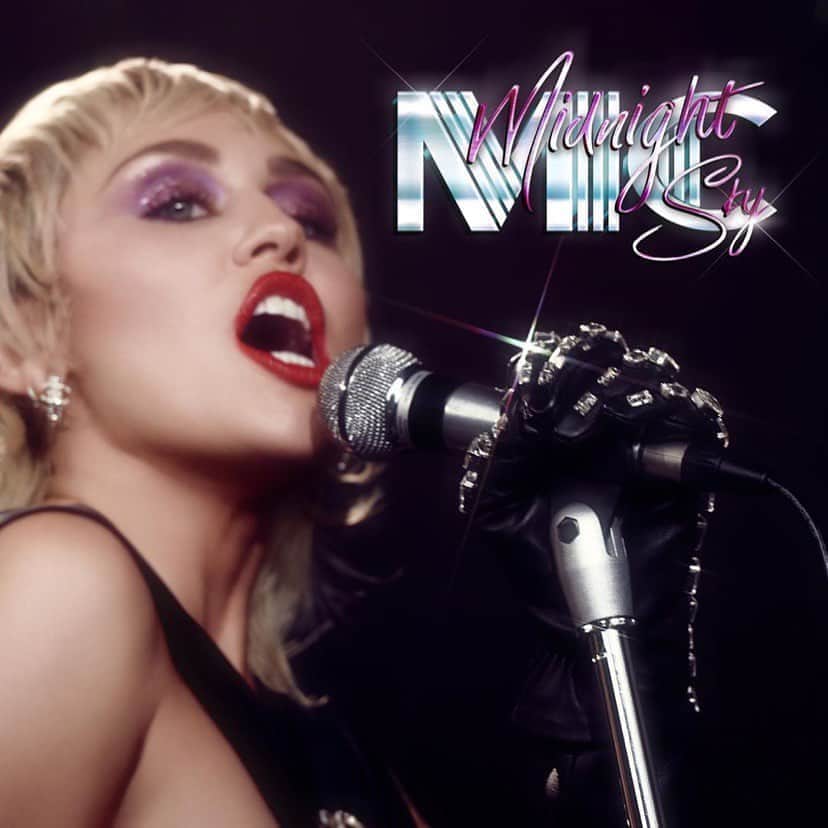 のインスタグラム：「#SheIsComing! V alum @mileycyrus has just announced that her first single titled #MidnightSky, from her long awaited album #SheIsMileyCyrus, is set to arrive on August 14th & V cannot wait for this single! V ARE WITH YOU ALL THE WAY, La Miley! 😜💜 — Repost from @mileycyrus」