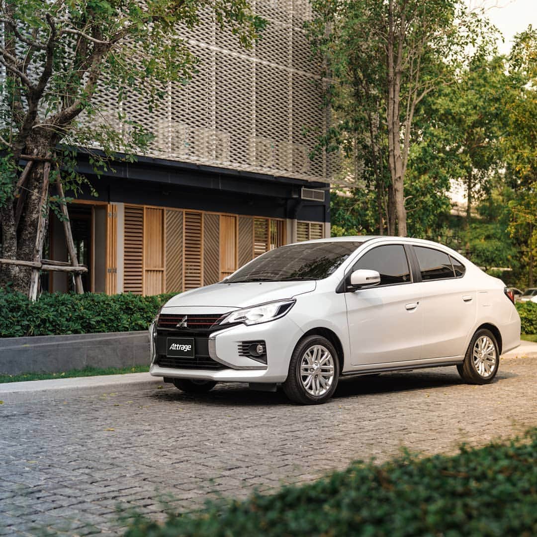 Mitsubishi Motors Thailandのインスタグラム：「ให้ New Mitsubishi Attrage พาคุณออกไป Enjoy Weekend ได้ทุกทริป พร้อมสร้างบรรยากาศความสนุกในห้องโดยสารเพียงเชื่อมต่อ Apple CarPlay สนุกไปกับทุก Playlist โปรด  #MitsubishiMotorsThailand #MitsubishiMotors #NewMitsubishiCityCar #NewAttrage #พลังจากข้างในไปให้สุด」