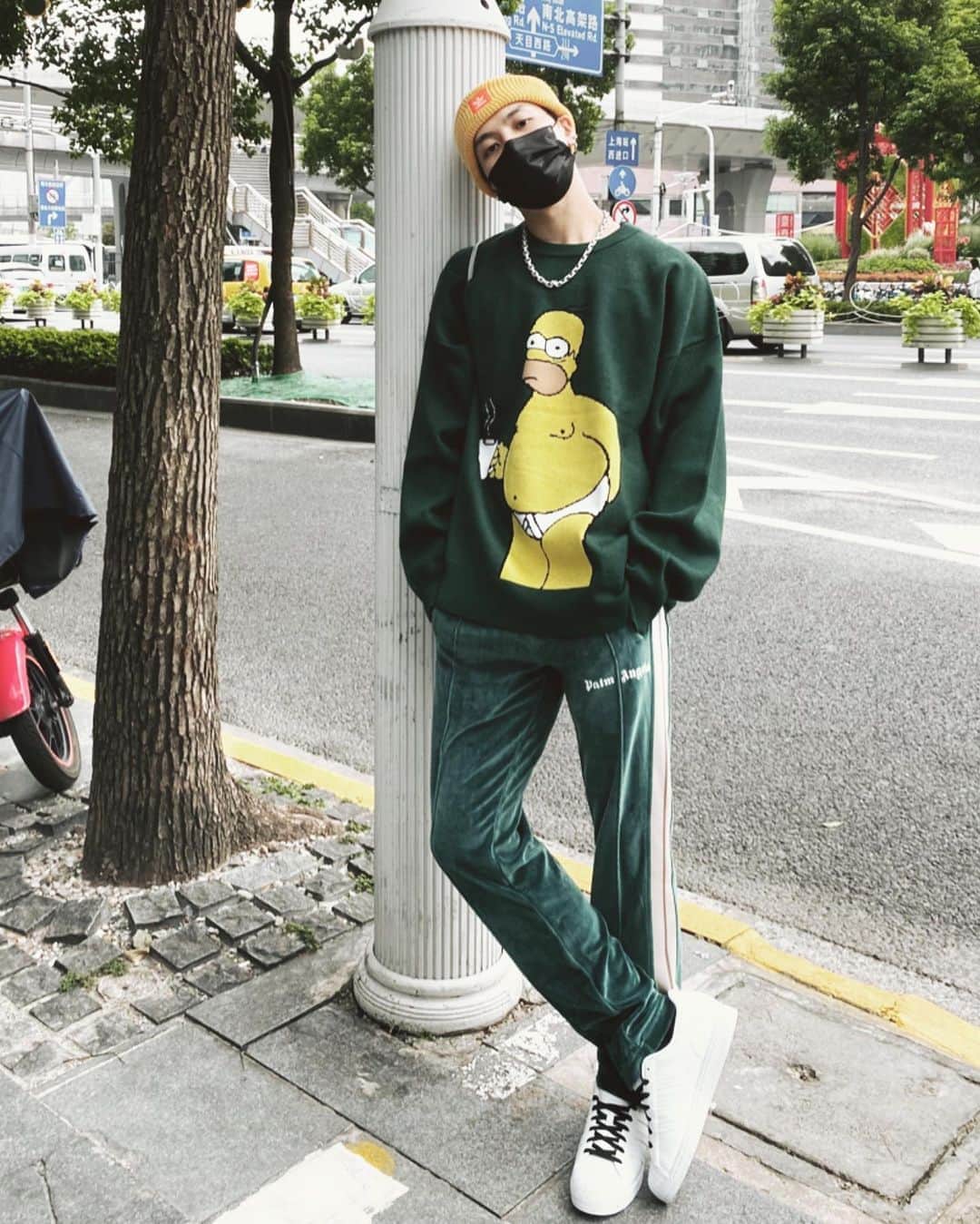 ジャクソンのインスタグラム：「🍓~🍋」
