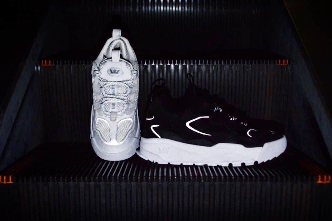 のインスタグラム：「【MUSKA2000】 . -BLACK WHITE- -OFF WHITE- . STORE & ONLINE . #suprafootweartokyo  #sneaker  #chadmuska #muska2000」