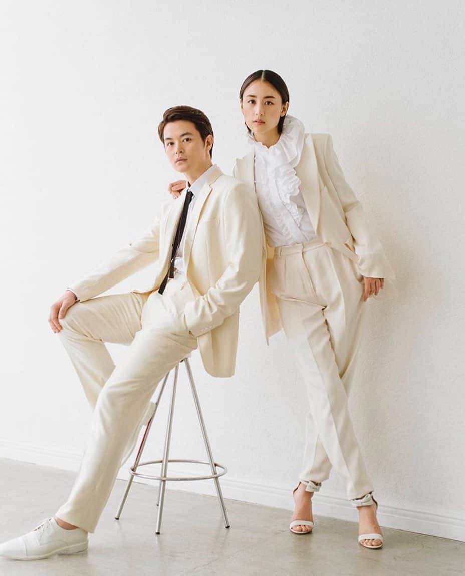 のインスタグラム：「改めて結婚おめでとうございます！ 末永くお幸せに！！ ・ ・ #瀬戸康史 #setokoji  #山本美月 #yamamotomizuki  #結婚 #おめでとう  #0807」