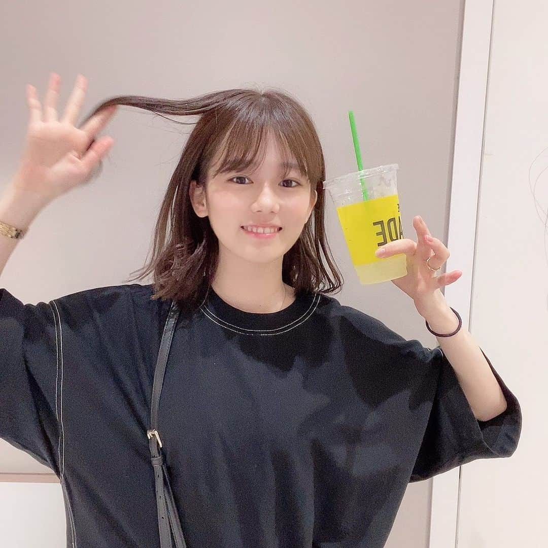 川口葵さんのインスタグラム写真 - (川口葵Instagram)「ピーチレモネード飲んだーー🍋🍑  撮った時以外マスクしてます😷」8月7日 21時38分 - kawaguchiaoi_1126