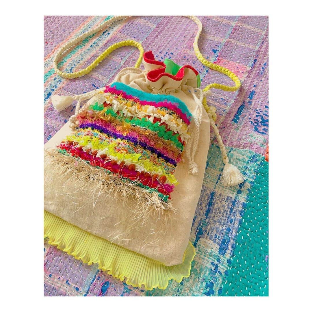 のインスタグラム：「#bag . . . #1000weave#newcollection#weaving#yarn#handmade#cotton#織物#巾着バッグ」