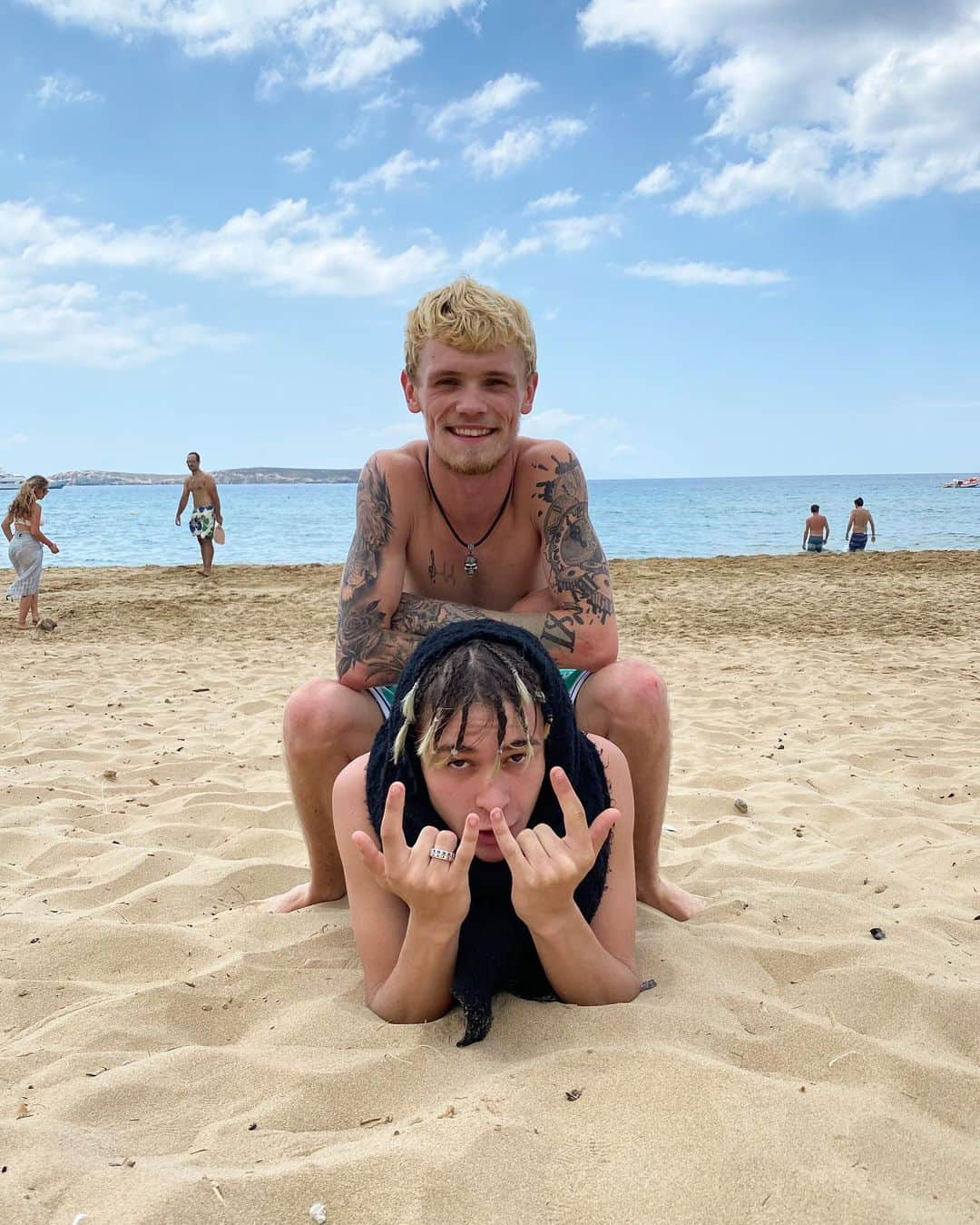 Bars and Melodyさんのインスタグラム写真 - (Bars and MelodyInstagram)「Str8 vibes nothing less」8月7日 22時02分 - barsandmelody