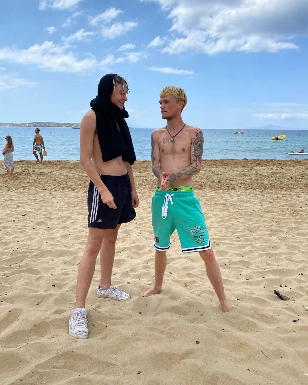 Bars and Melodyさんのインスタグラム写真 - (Bars and MelodyInstagram)「Str8 vibes nothing less」8月7日 22時02分 - barsandmelody