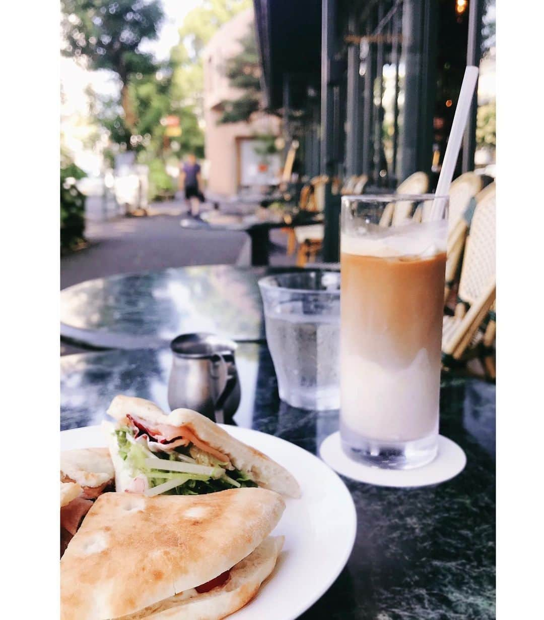 咲希あかねさんのインスタグラム写真 - (咲希あかねInstagram)「#cafe #代官山  #リストランテaso   すっかり夏って感じ。 熱中症には気を付けて。  #代官山カフェ #カフェ #テラス席  #lunch」8月7日 22時16分 - akane_saki