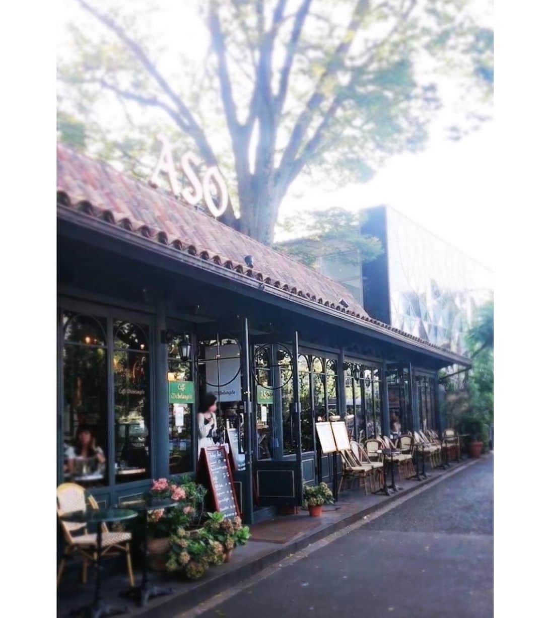 咲希あかねのインスタグラム：「#cafe #代官山  #リストランテaso   すっかり夏って感じ。 熱中症には気を付けて。  #代官山カフェ #カフェ #テラス席  #lunch」
