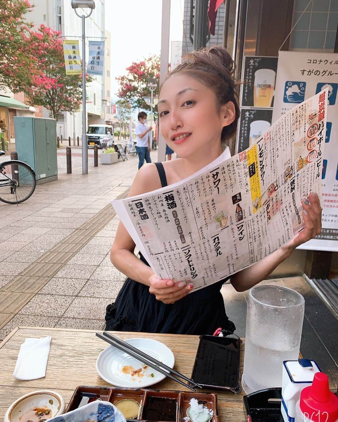 のインスタグラム：「ドヤ顔！in茅ヶ崎 @ami_nakagawa_  @ami_nakagawa_amyuran  #中川愛海 #一日一回カンパイ」