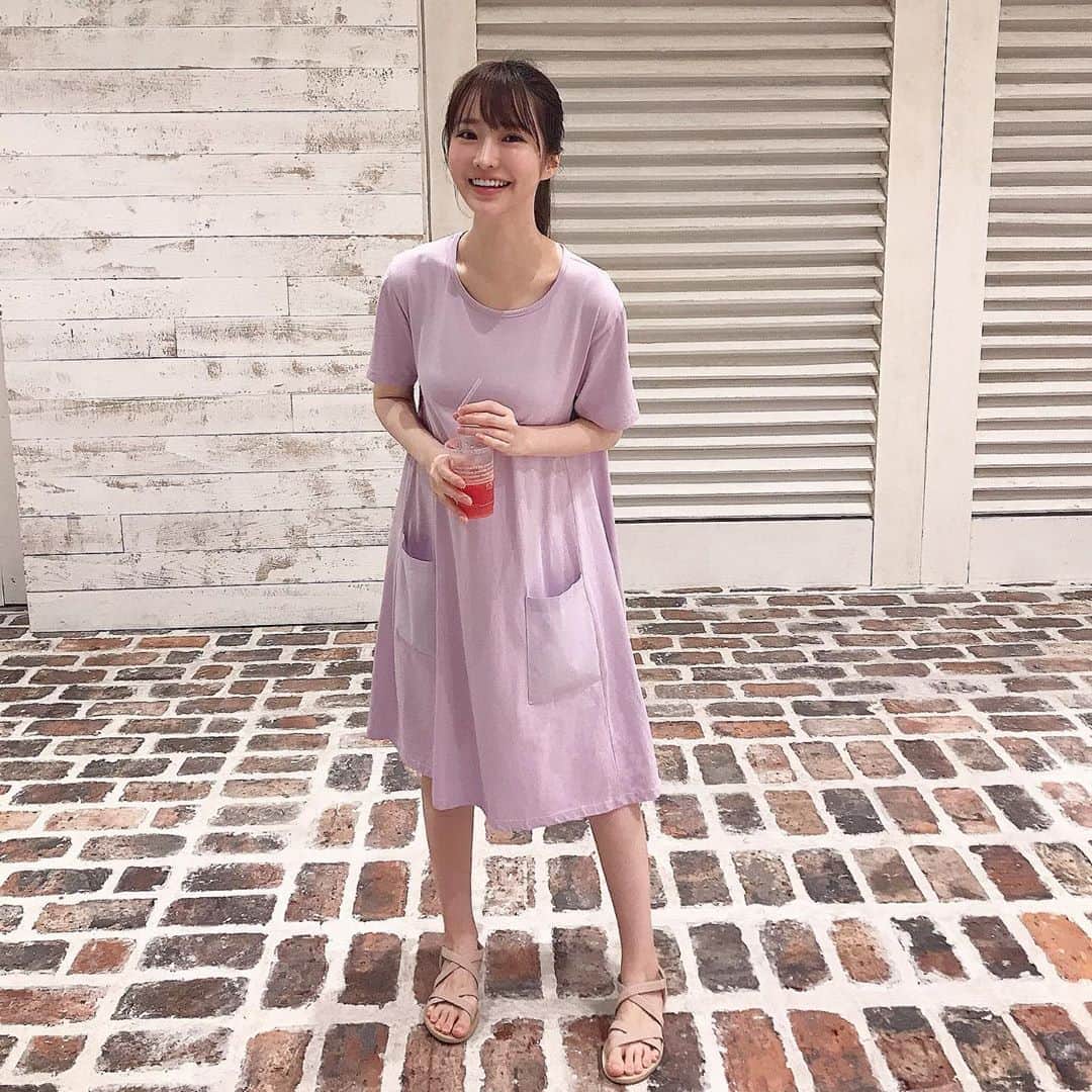 のインスタグラム：「スイカジュース🍉🥤 #fashion  #onepiece : @justone_jp  #sandal : @petale_official」
