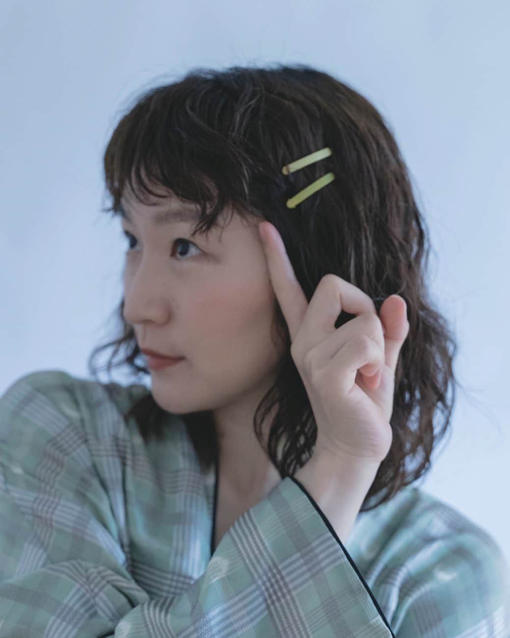 岸茉莉のインスタグラム：「🍏🍐🍋🍈🍏🍐🍋🍈  #sonya6000#sonya7iii#digitalcamera#セルフポートレート#ポートレート#portrait#photography#パーマ#眉上バング#オン眉#perm#kanel#mamemamemame#mamekurogouchi#셀카#셀피」
