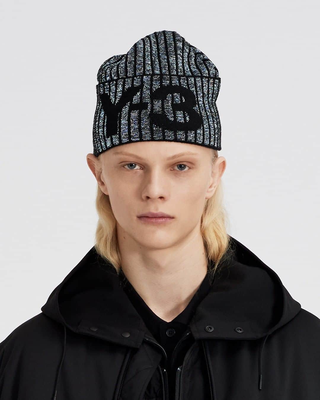 ワイスリーのインスタグラム：「Y-3 Reflective Beanie. Y-3 Fall/Winter 2020 Collection. --- #adidas #Y3 #YohjiYamamoto Discover the collection at adidas.com/y-3」