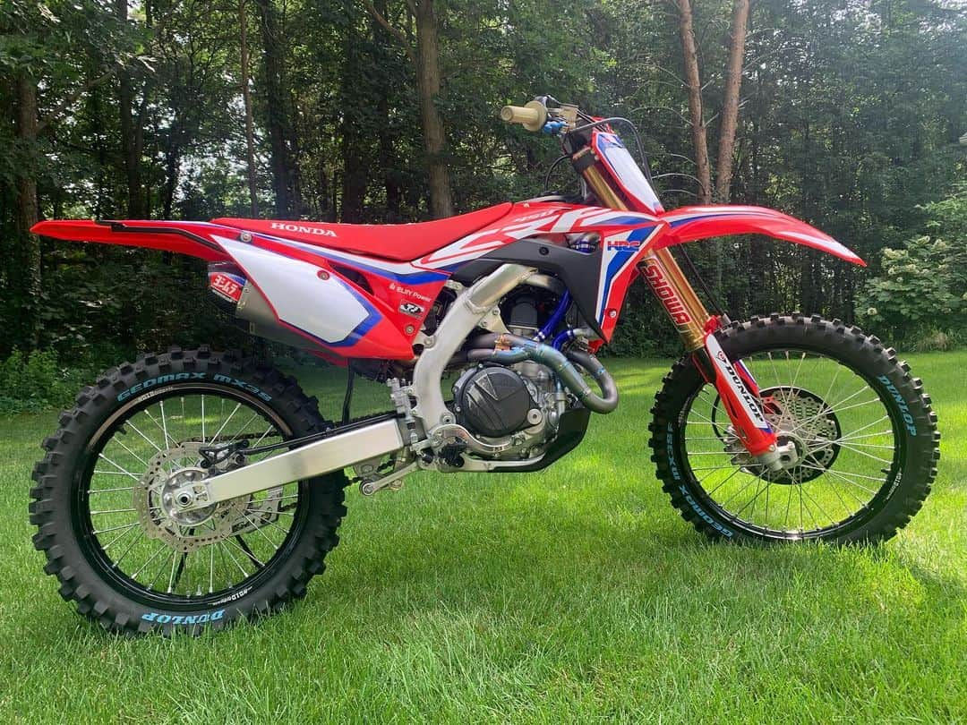 ジャスティン・ヒルズのインスタグラム：「Quarantine time. #Honda #crf450rwe @honda_powersports_us #worksedition #hrc #ridered」