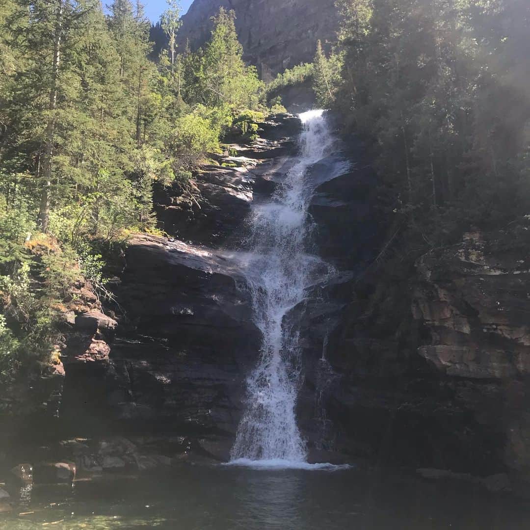 のインスタグラム：「I had never been to Telluride. Remedied that today.. 18 total drive hours for a few views. I might just drive all over Colorado for the hell of it. #wannagoforaspin? #justaroundtheblock #retirementhasperks」