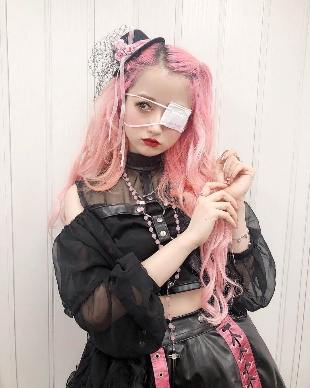 胡桃兎愛のインスタグラム：「off shot❤︎」