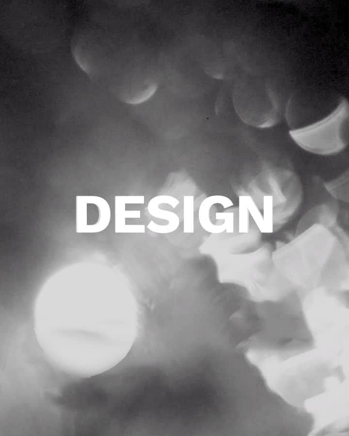 のインスタグラム：「Quality of the garments and new shapes. Discover the innovative urban design of the #add down jacket.   #fashion #designer #design #interview #values #style #jacket #people  #fashion #yossicohen #design」