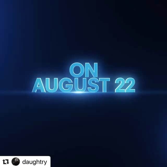 クリス・ドートリーのインスタグラム：「Awwww snap!!! Something bout to happen!!!!  #Repost @daughtry with @make_repost ・・・ Tune in on August 22 to see @chrisdaughtry and over 300 stars, creators and special guests from the DC Multiverse to celebrate DC - and you - THE FANS! It’s going to be an immersive global 24-hour experience unlike anything you’ve ever seen before! #DCFanDome #Daughtry」