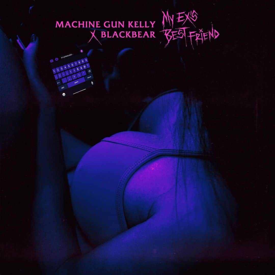 Dark Wavesのインスタグラム：「New @machinegunkelly x @bear out today with @travisbarker @slimxx @bazexx」