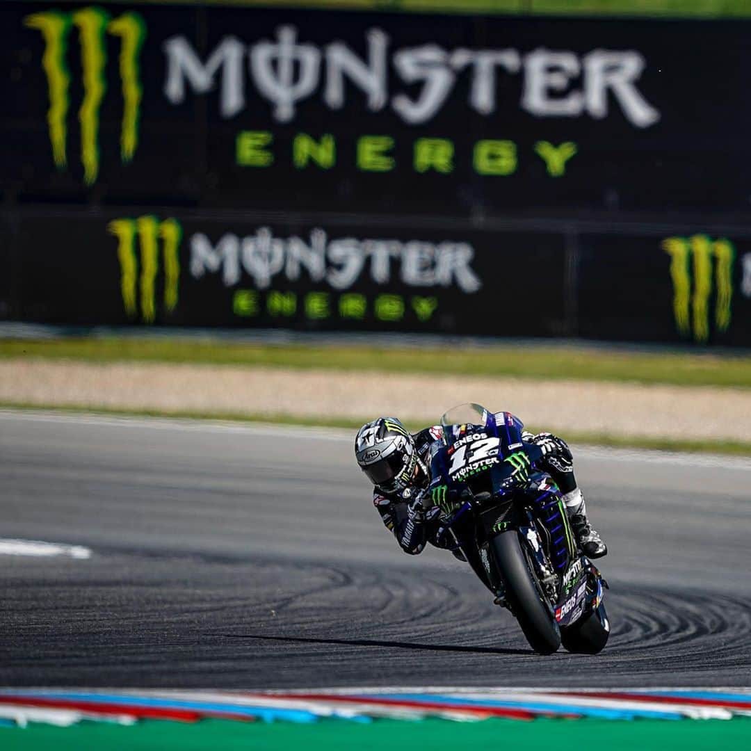 YamahaMotoGPさんのインスタグラム写真 - (YamahaMotoGPInstagram)「🗣️ @maverick12official, #CzechGP FP1 + FP2 Result - P5:  "This morning I made a mistake, because I went a little bit wide and I hit the bumps, so I crashed. I hit my right shoulder, but it seems like everything is okay. The conditions here are totally different from what we had in Jerez. The track is very slippery and bumpy but, though I didn‘t do the perfect lap today, the feeling is there, and I feel confident."  #MonsterYamaha  #MotoGP」8月8日 1時51分 - yamahamotogp