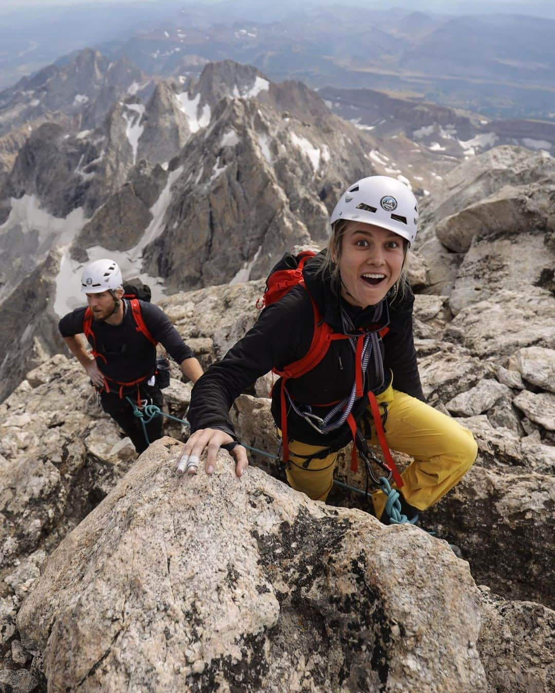 ジミー・チンさんのインスタグラム写真 - (ジミー・チンInstagram)「Always great to share the mountain stoke w friends. Epic week climbing in the Tetons w @brielarson and @risemovement last summer. A lot of people say they want to come climb the Grand. Few actually show up! Made a fun little home vid of our time. Might have been a little sandbagging involved 😂 Check it at Brie’s YouTube Channel. Link in bio.」8月8日 2時18分 - jimmychin