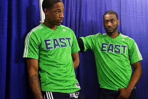 ジョン・ウォールのインスタグラム：「Happy Cday to my brother @demar_derozan 💯💪🏾‼️」