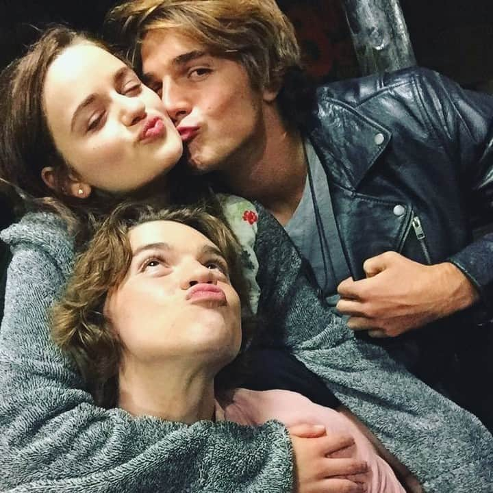 Teen Vogueさんのインスタグラム写真 - (Teen VogueInstagram)「Jacob Elordi says he didn't watch #KissingBooth2; Joey King begs to differ. What is the truth??? 😛 Read more at the link in bio.」8月8日 3時30分 - teenvogue