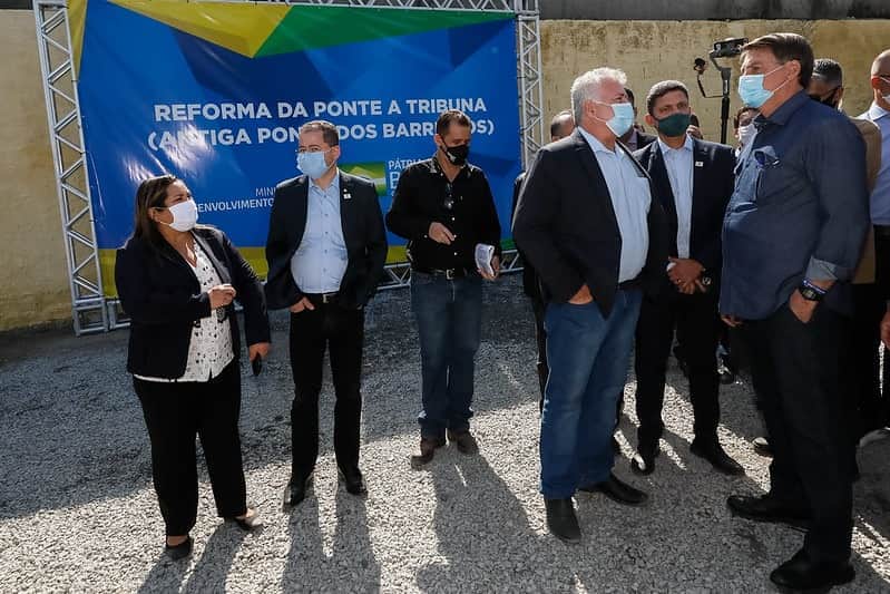 ジルマ・ルセフさんのインスタグラム写真 - (ジルマ・ルセフInstagram)「Na manhã desta sexta-feira (7), o Presidente Jair Bolsonaro visitou as obras de recuperação da infraestrutura da ponte A Tribuna, antiga Ponte dos Barreiros, em São Vicente (SP). A obra terá o investimento de R$ 57,3 milhões e, quando concluída, vai beneficiar 350 mil pessoas. https://bit.ly/30D7yPW Fotos: Isac Nóbrega/PR」8月8日 4時05分 - presidenciadobrasil