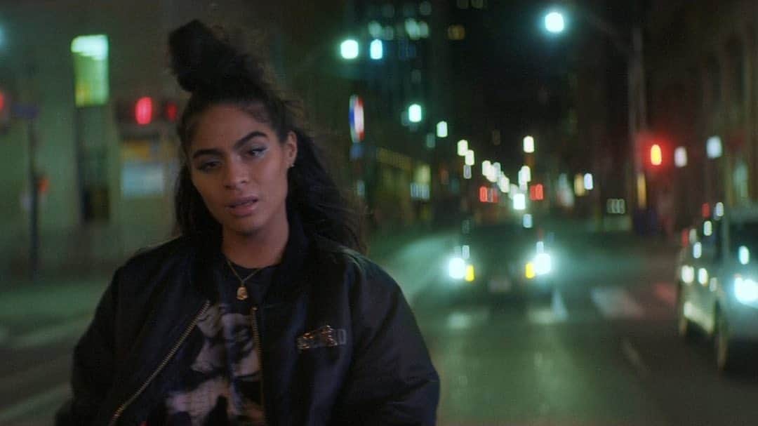 Vevoさんのインスタグラム写真 - (VevoInstagram)「@jessiereyez breaks our hearts in "BEFORE LOVE CAME TO KILL US," the title track of her latest album. 💔 Get some tissues and check out the vid now. 🤧 ⠀⠀⠀⠀⠀⠀⠀⠀⠀ ▶️[Link in bio] #JessieReyez #BEFORELOVECAMETOKILLUS」8月8日 5時01分 - vevo