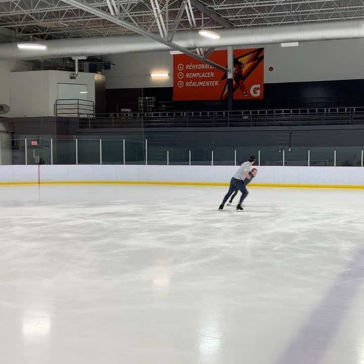 ナターシャ・ピュリッチのインスタグラム：「Skated with captain America, perfected the split portion of my beam routine for the next summer Olympics and got to meet Malibu Barbie. Best Friday ever?  Thankful that @cp.deuxrives has kept training fun, safe and effective while getting use to the new normal. 💜🤘🏻  #trainingcanbefuntoo #theykeepmeyoung #missedit #patinageartistique #patinagequebec #figureskating #newnormal #foreverthankful #chosenfamily」