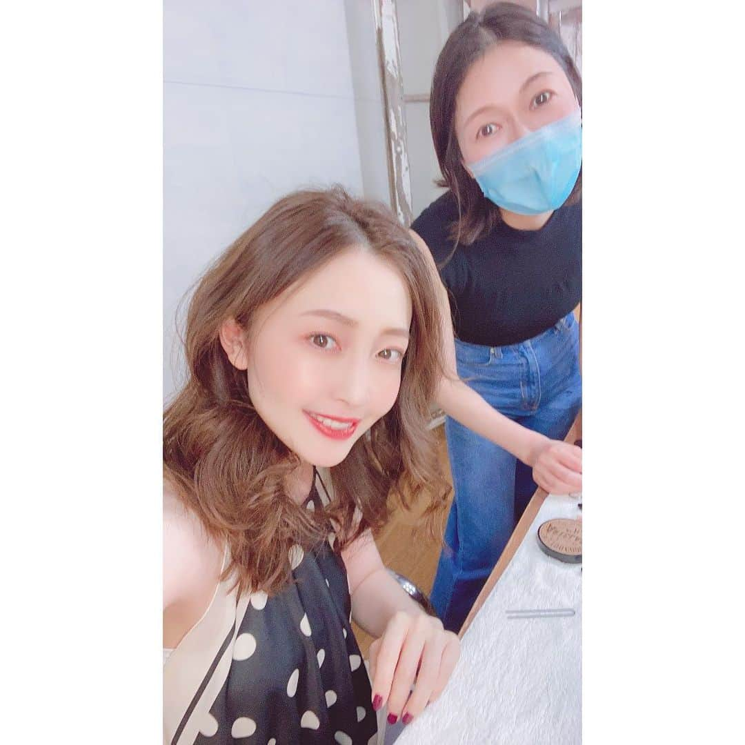 沢田ゆうさんのインスタグラム写真 - (沢田ゆうInstagram)「@green_parks さん AWビジュアル撮影❤︎﻿ いつもゆったりと温かい﻿ 大好きな現場…🙏🏻💓﻿ 2020ssポスターも初めてお目にかかれました🌿﻿ 皆さま本当にありがとうございました🥰﻿ #greenparks」8月8日 6時56分 - yu_sawada817