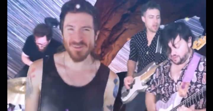ウォーク・ザ・ムーンのインスタグラム：「have you seen LOST IN THE WILD // LIVE AT HOME yet? link in story」
