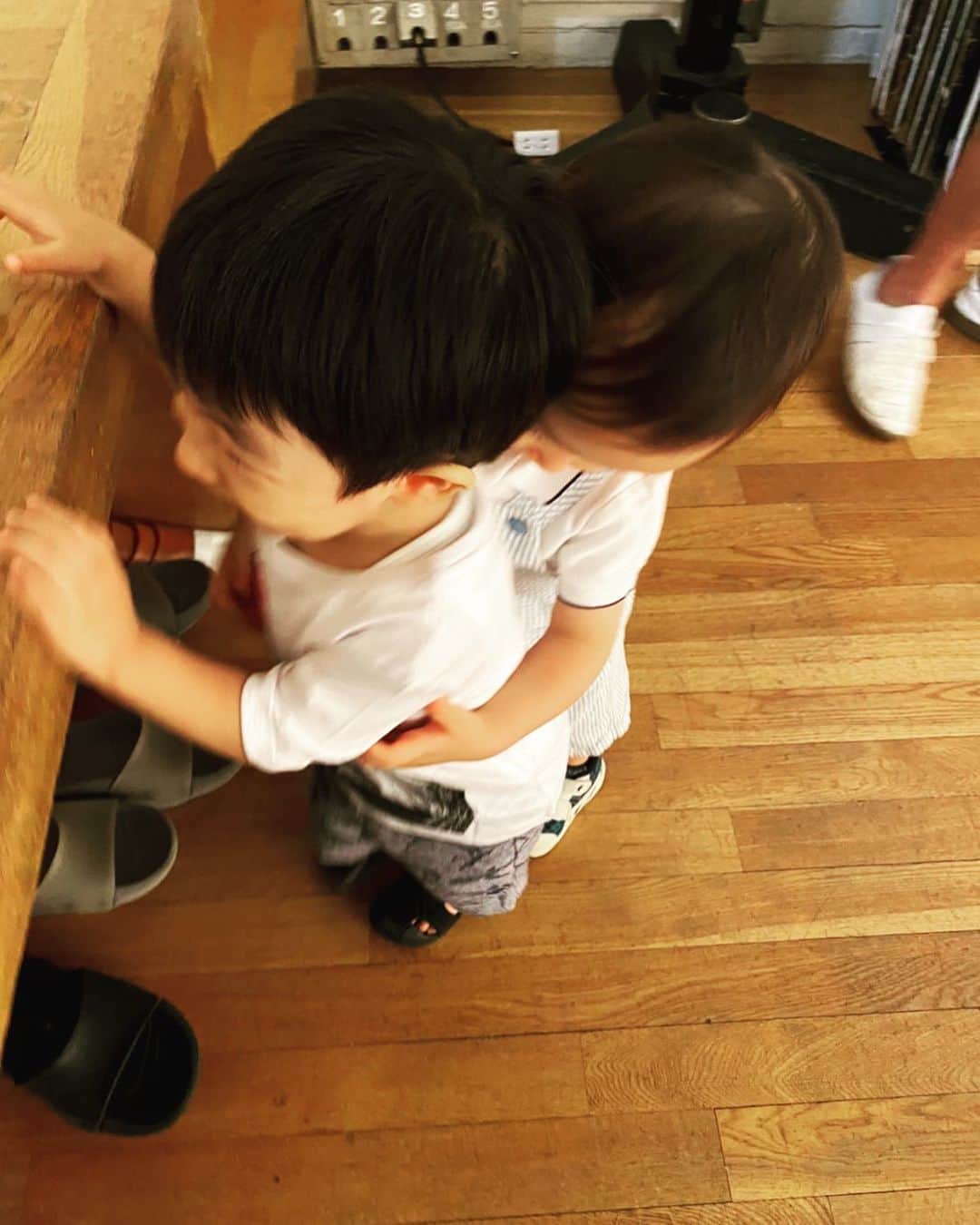 平沼紀久さんのインスタグラム写真 - (平沼紀久Instagram)「どうやら、息子は『受け』のようです🤣笑  なんか映画がまた観たくなってきたな👀 私モテチャージ💪🔥しましょうかね😆  #二歳 #男の子 #男の子のカップリングを #楽しむなら #私モテ #私がモテてどうすんだ」8月8日 8時15分 - norihisahiranuma