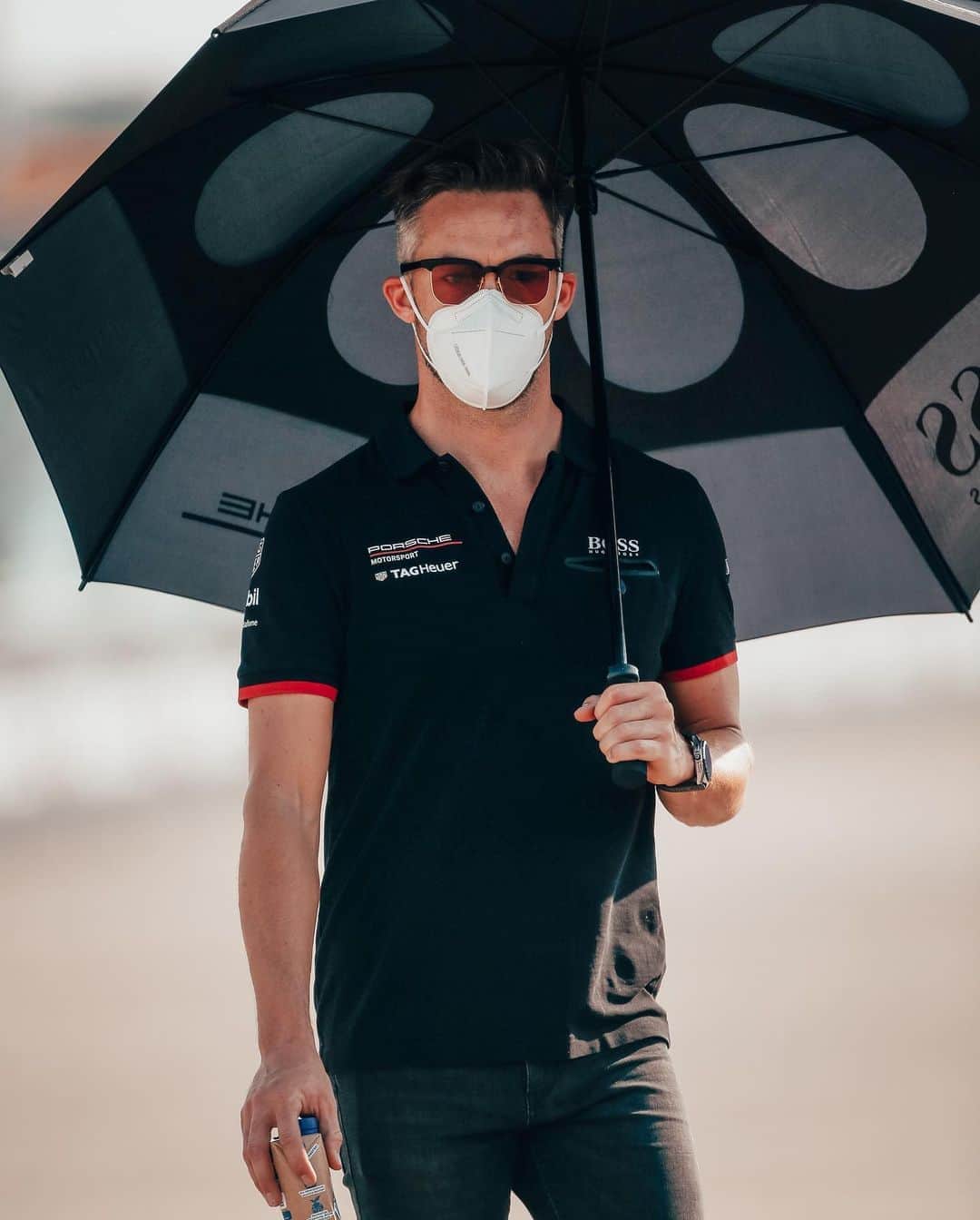 アンドレ・ロッテラーのインスタグラム：「It is a good day to have a good day. #theheatison 🔥   #tagheuerporsche #berlin #abbformulae #saturdayvibes」