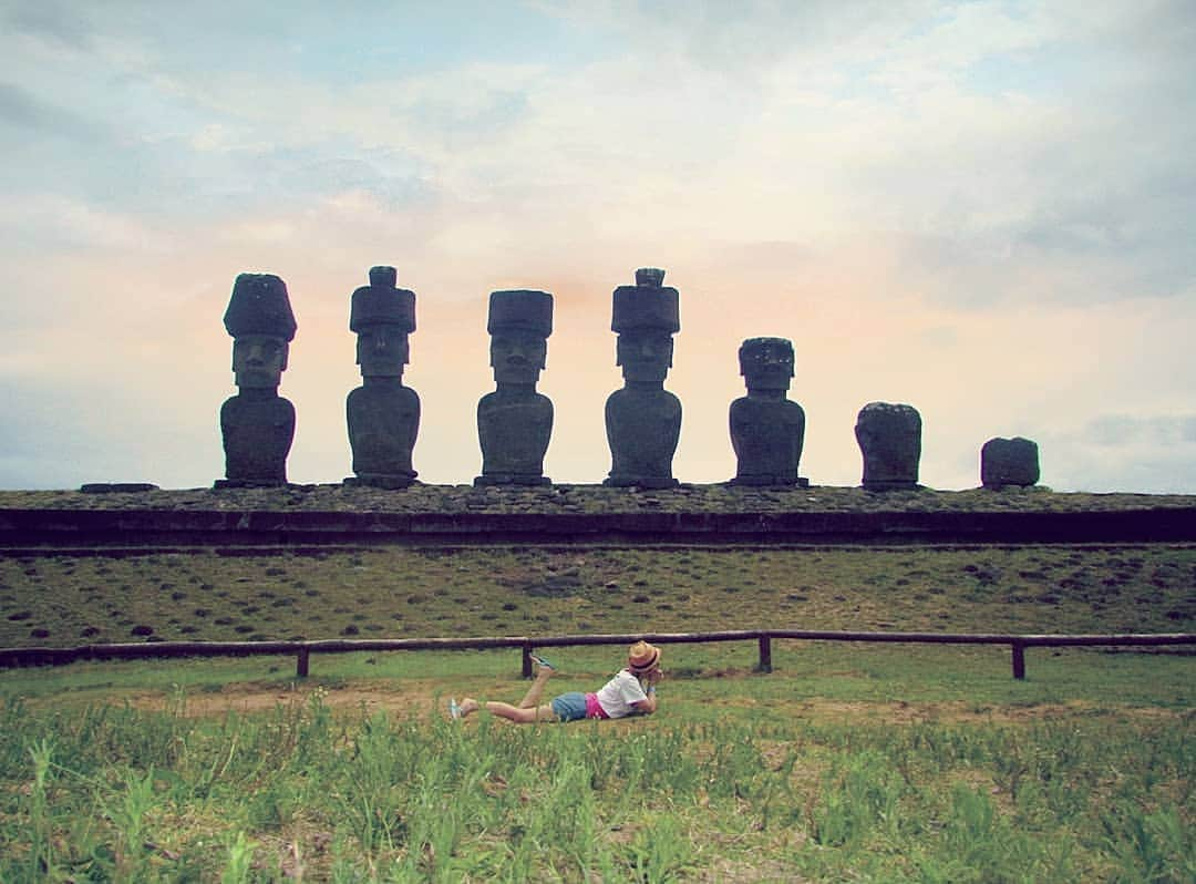 YuhKawasakiさんのインスタグラム写真 - (YuhKawasakiInstagram)「🗿🗿🗿🗿🗿🗿🗿 . #イースター島 #モアイ像 #チリ #南米」8月8日 17時59分 - yuhkawasaki